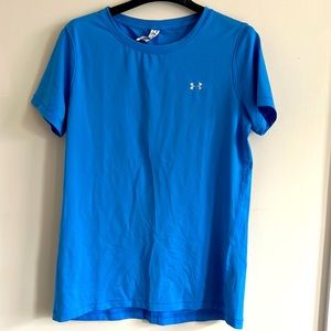 under armour heat gear shirt in blue, women’s